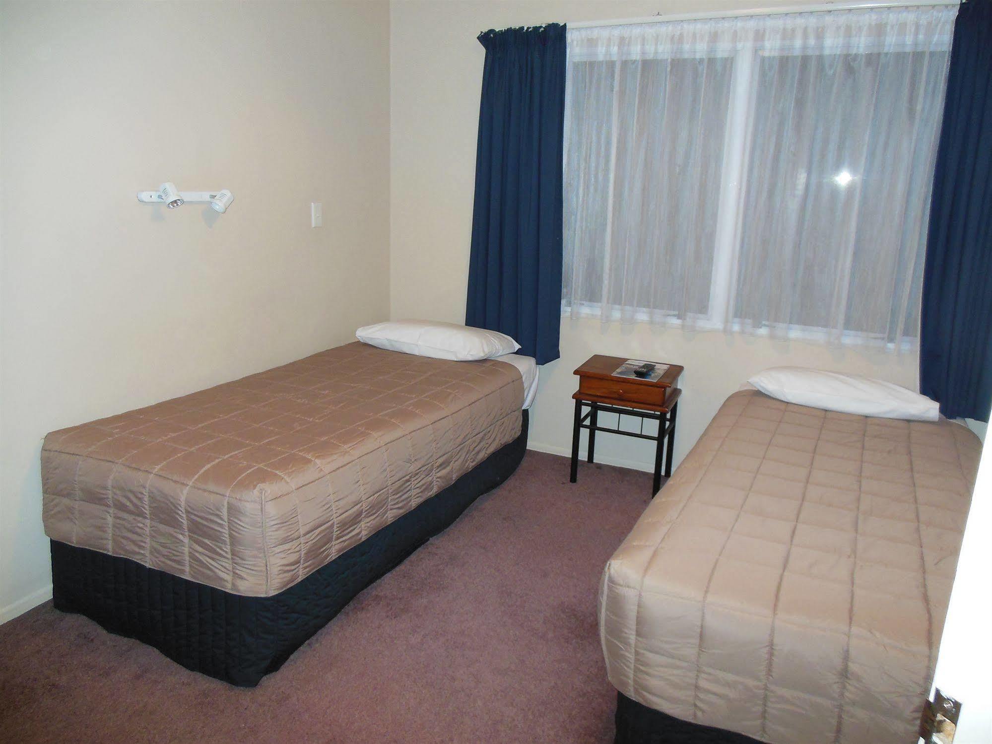 Asure Camelot Arms Motor Lodge Auckland Zewnętrze zdjęcie